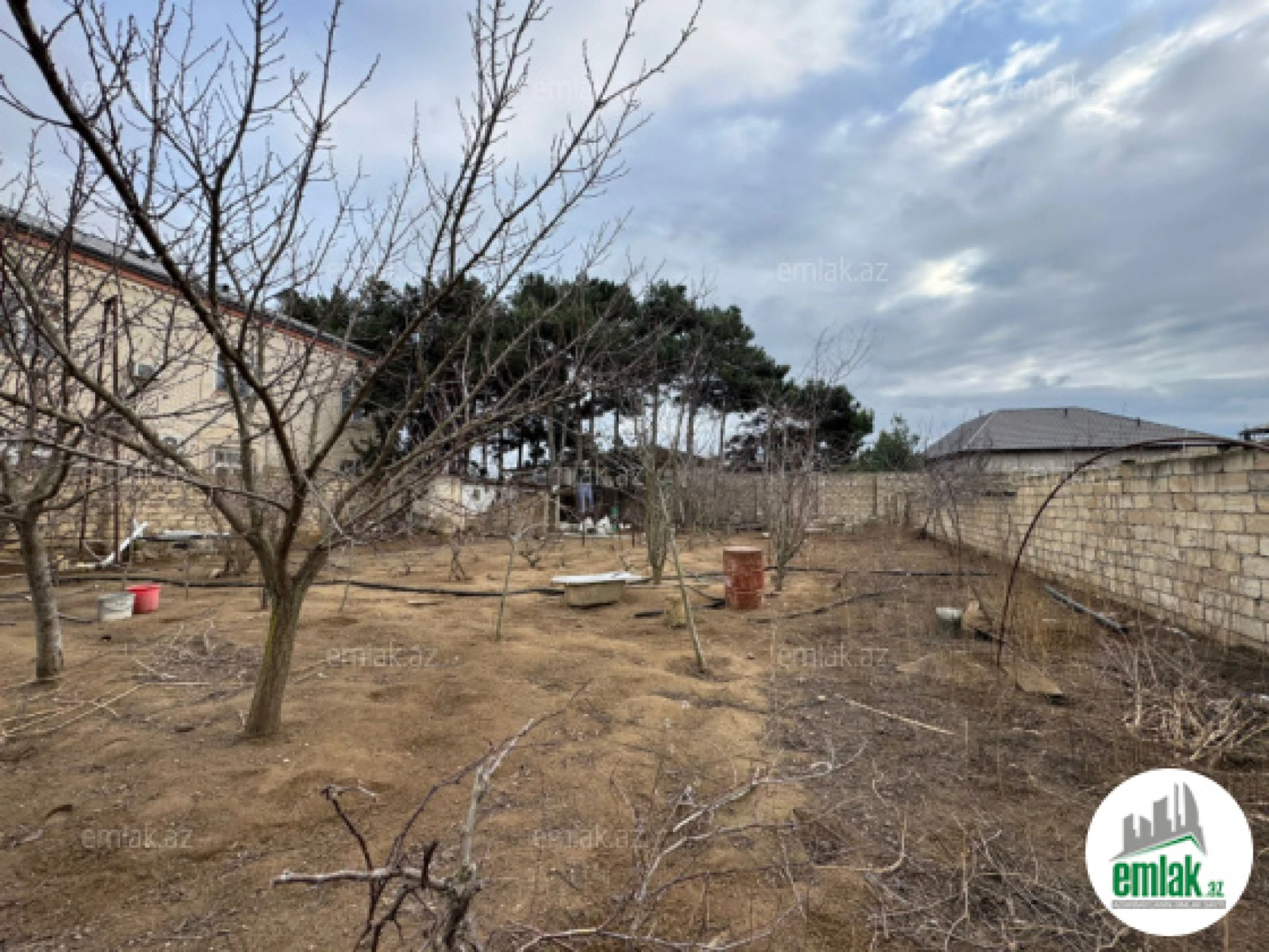 Satılır torpaq sahəsi 18 m²