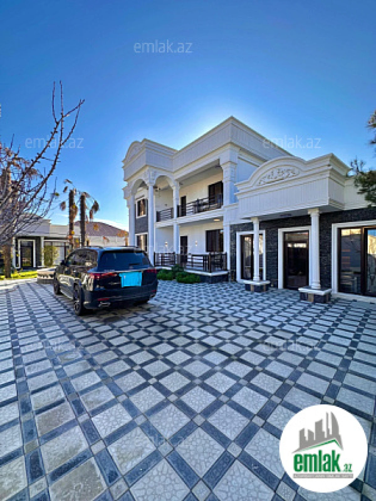 Satılır 6 otaqlı mənzil 360 m²