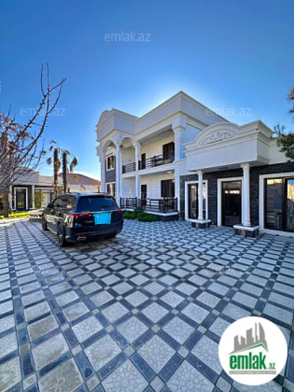 Satılır 6 otaqlı mənzil 360 m²