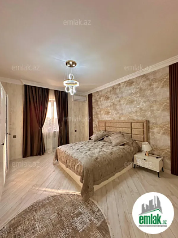 Satılır 6 otaqlı mənzil 360 m²