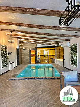 Satılır 6 otaqlı mənzil 360 m²