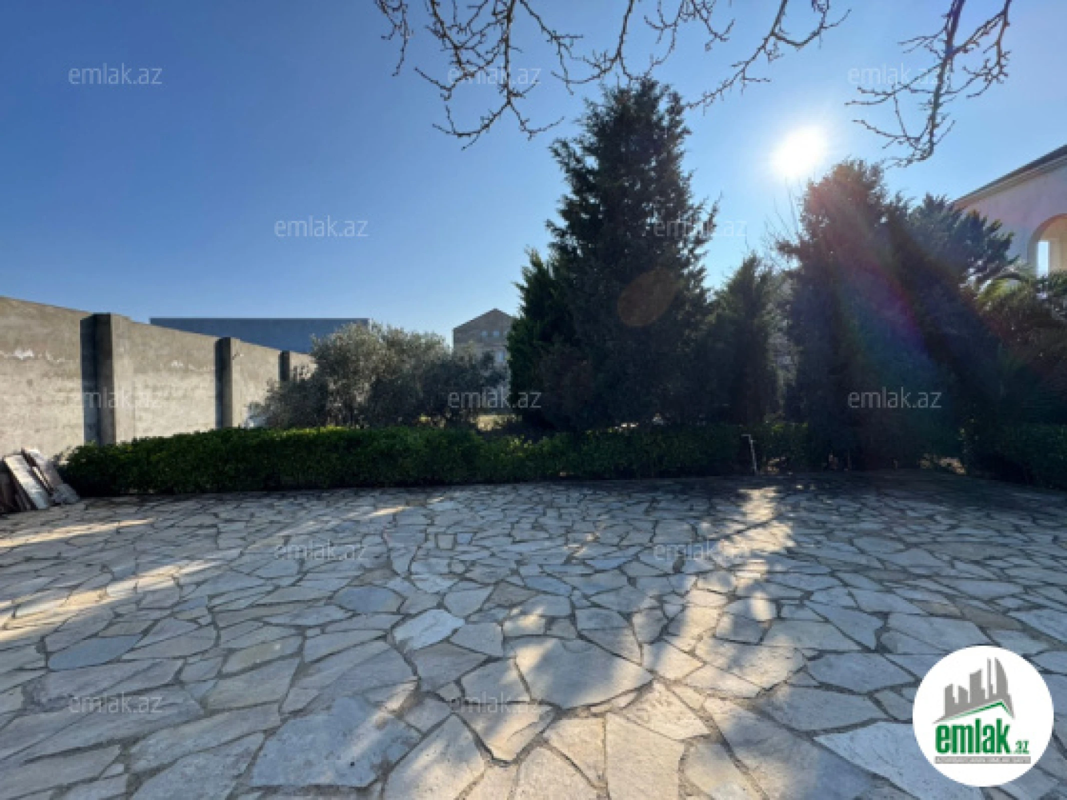 Satılır torpaq sahəsi 12 m²