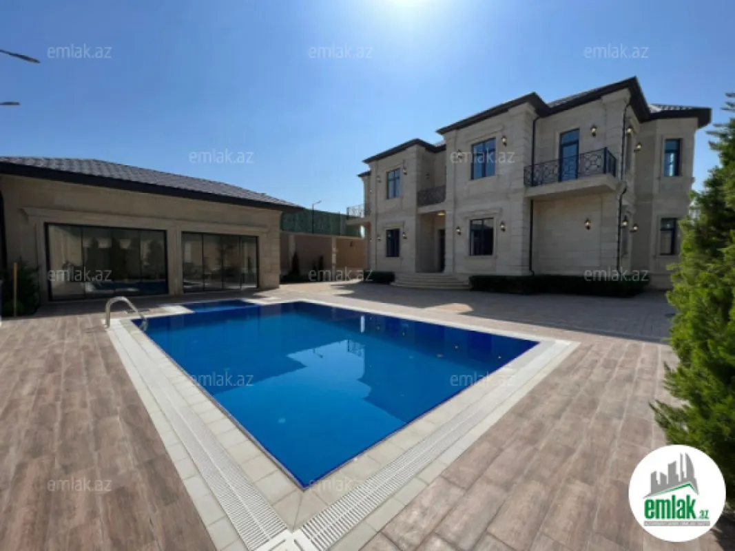 Satılır 6 otaqlı mənzil 450 m²
