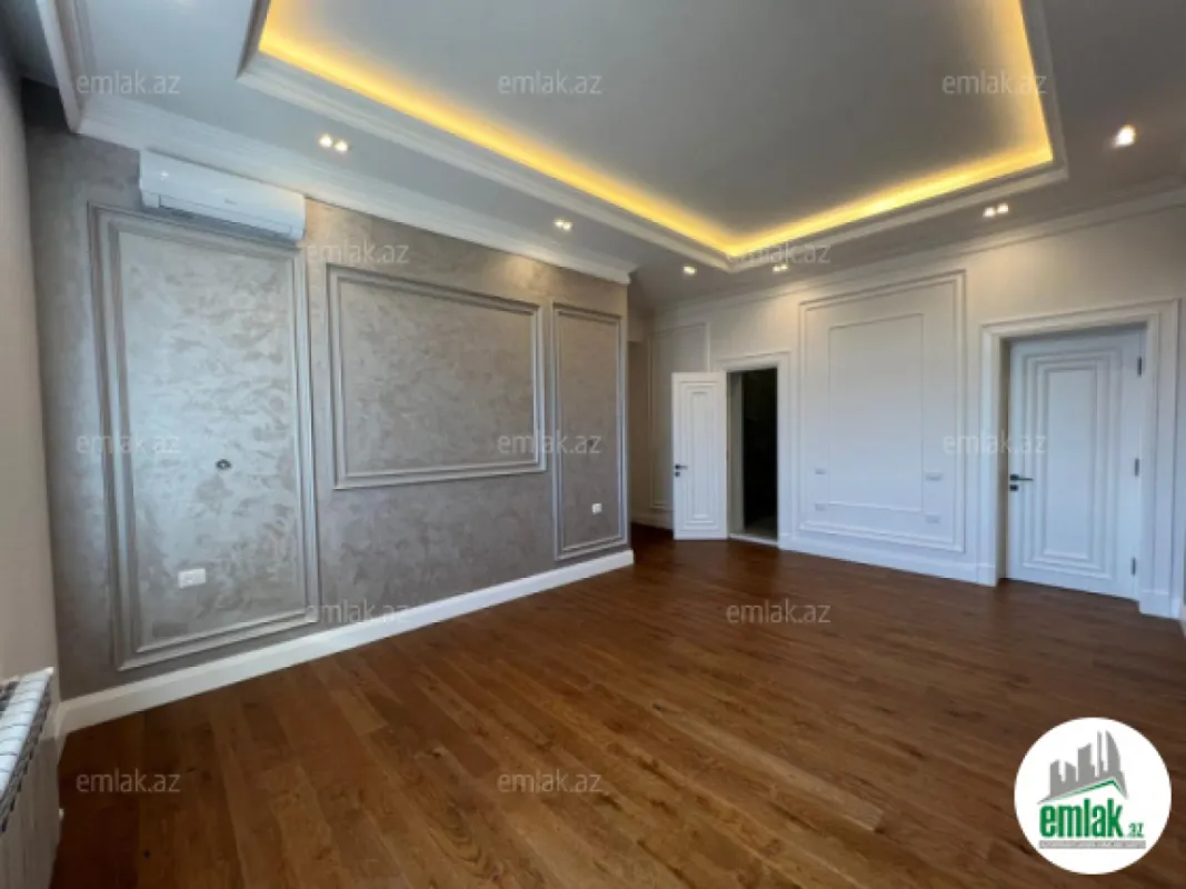 Satılır 6 otaqlı mənzil 450 m²