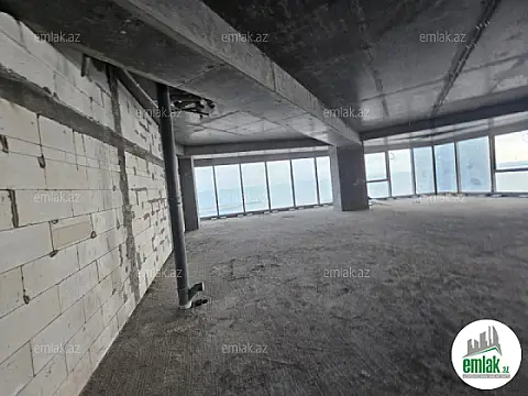 Satılır 3 otaqlı yeni tikili 173 m²