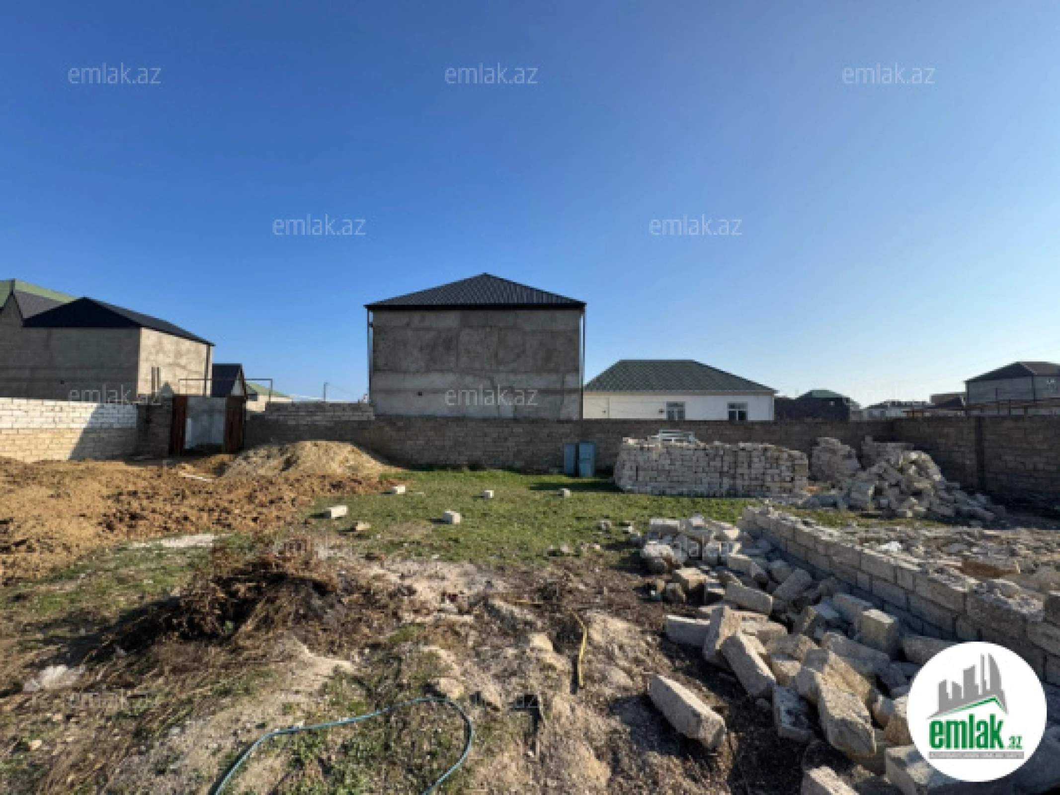 Satılır torpaq sahəsi 6 m²