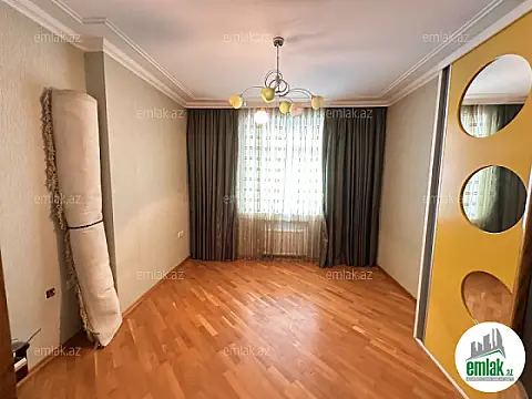 Satılır 3 otaqlı yeni tikili 135 m²