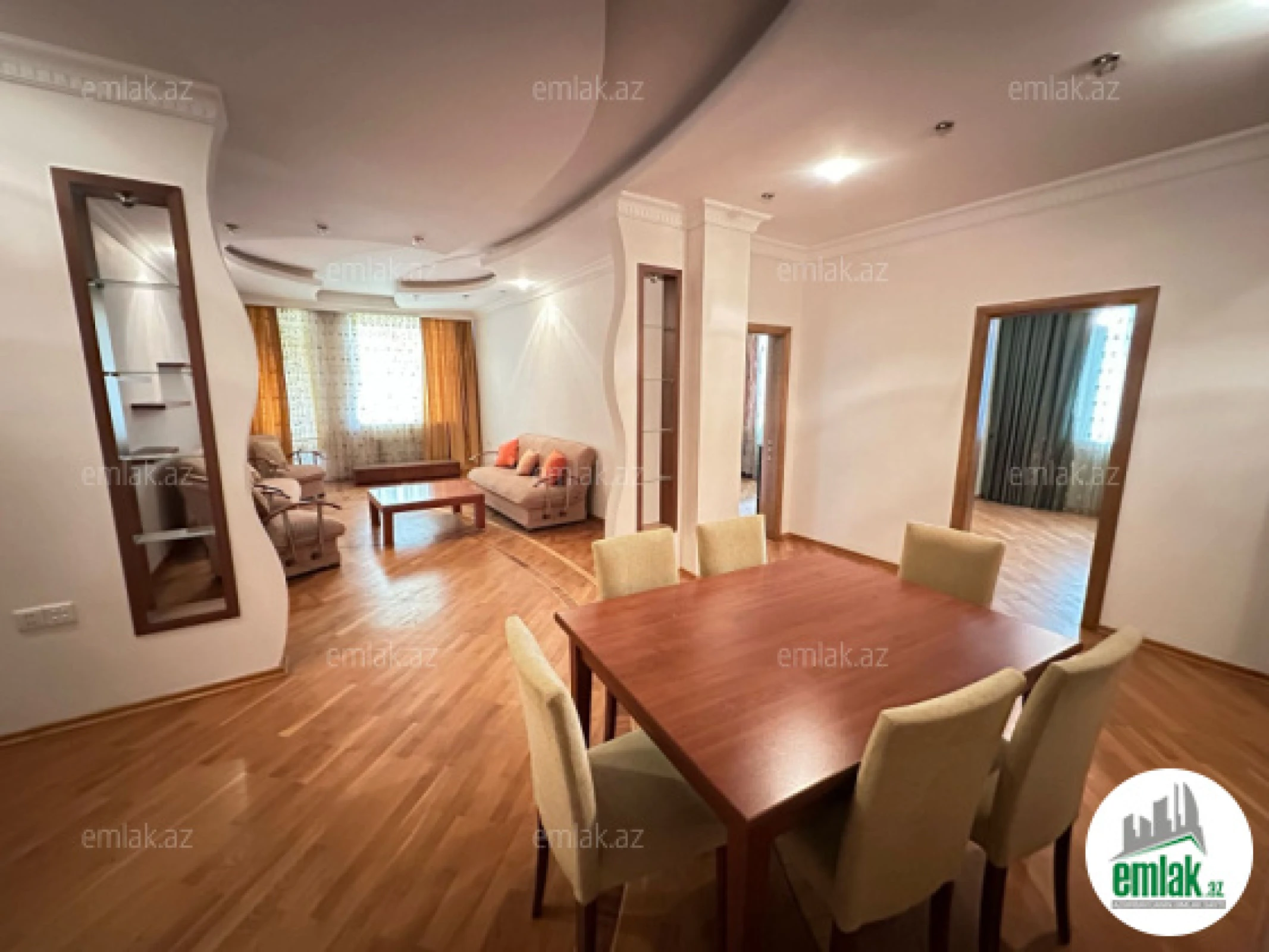 Satılır 3 otaqlı yeni tikili 135 m²