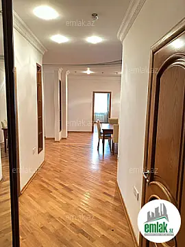 Satılır 3 otaqlı yeni tikili 135 m² — Bakı 3 otaq 135.00 m²