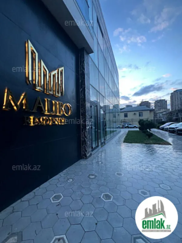 Satılır 1 otaqlı obyekt 300 m²