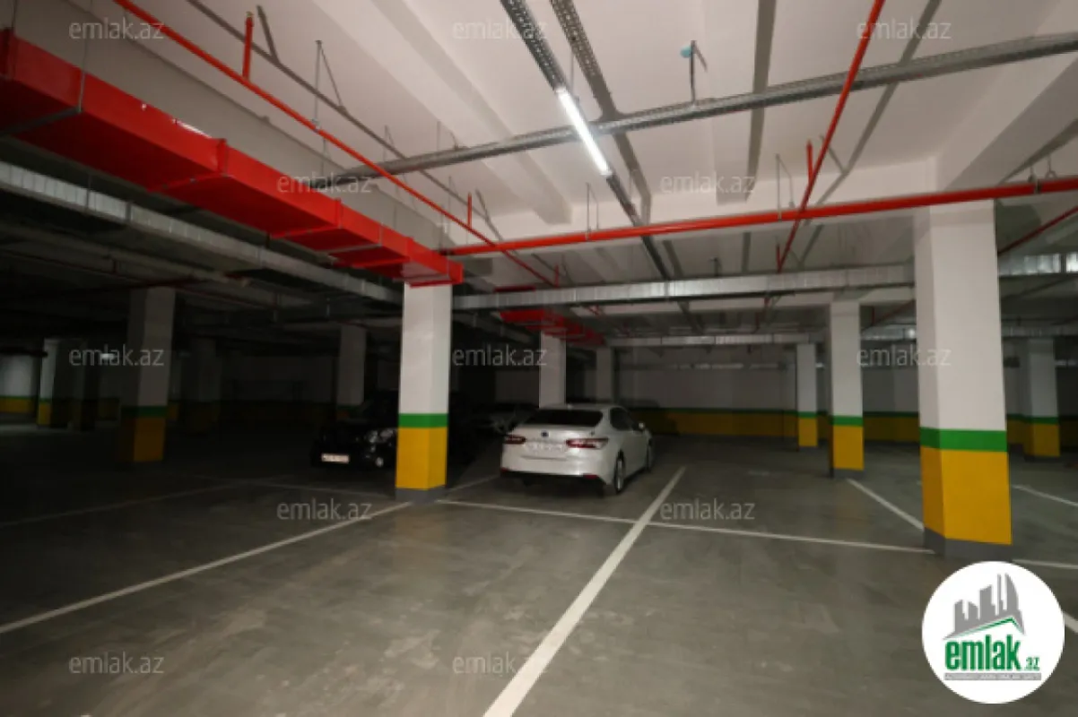 Satılır 1 otaqlı obyekt 300 m²