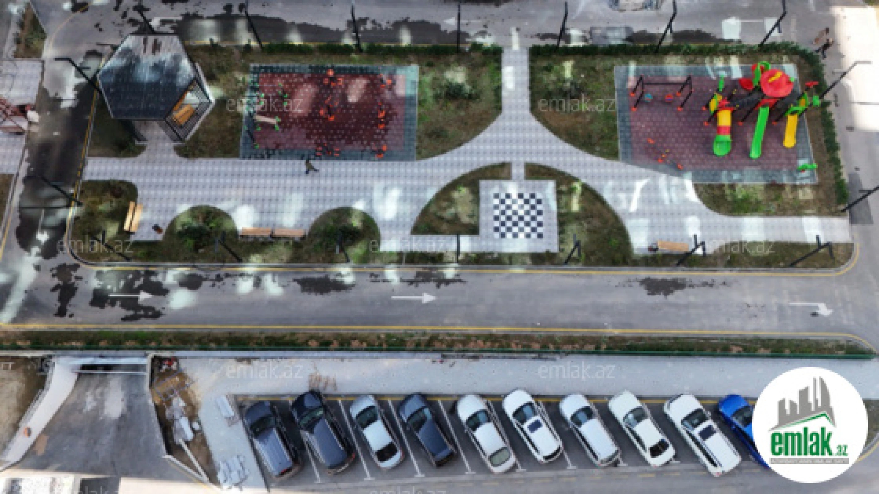 Satılır 1 otaqlı obyekt 300 m²