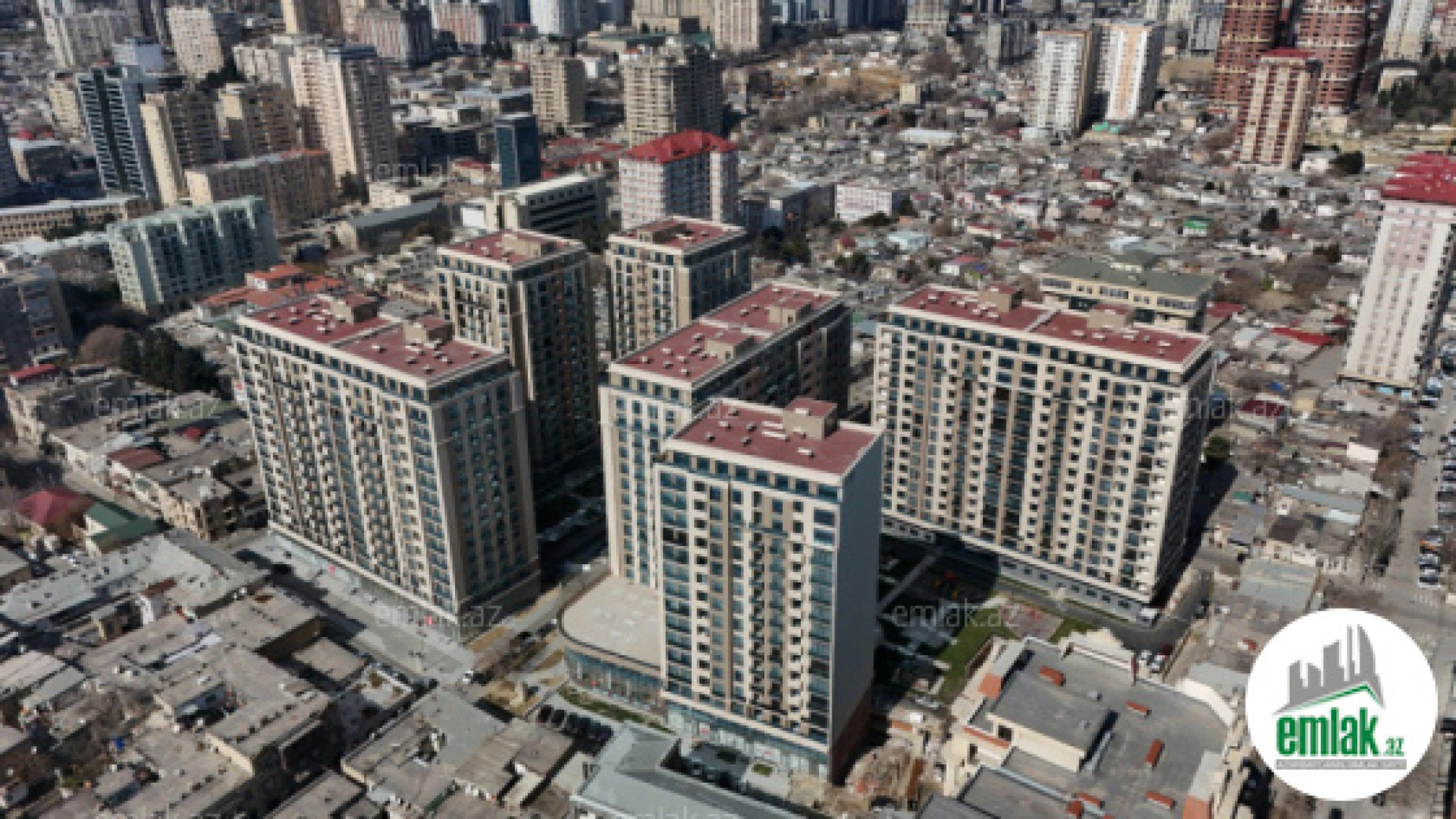 Satılır 1 otaqlı obyekt 500 m²