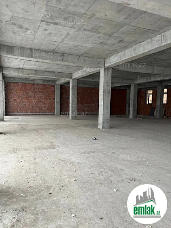 Satılır 1 otaqlı obyekt 700 m²