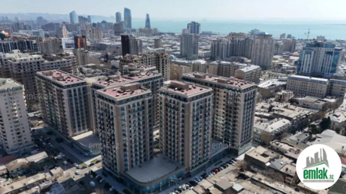 Satılır 1 otaqlı obyekt 700 m²