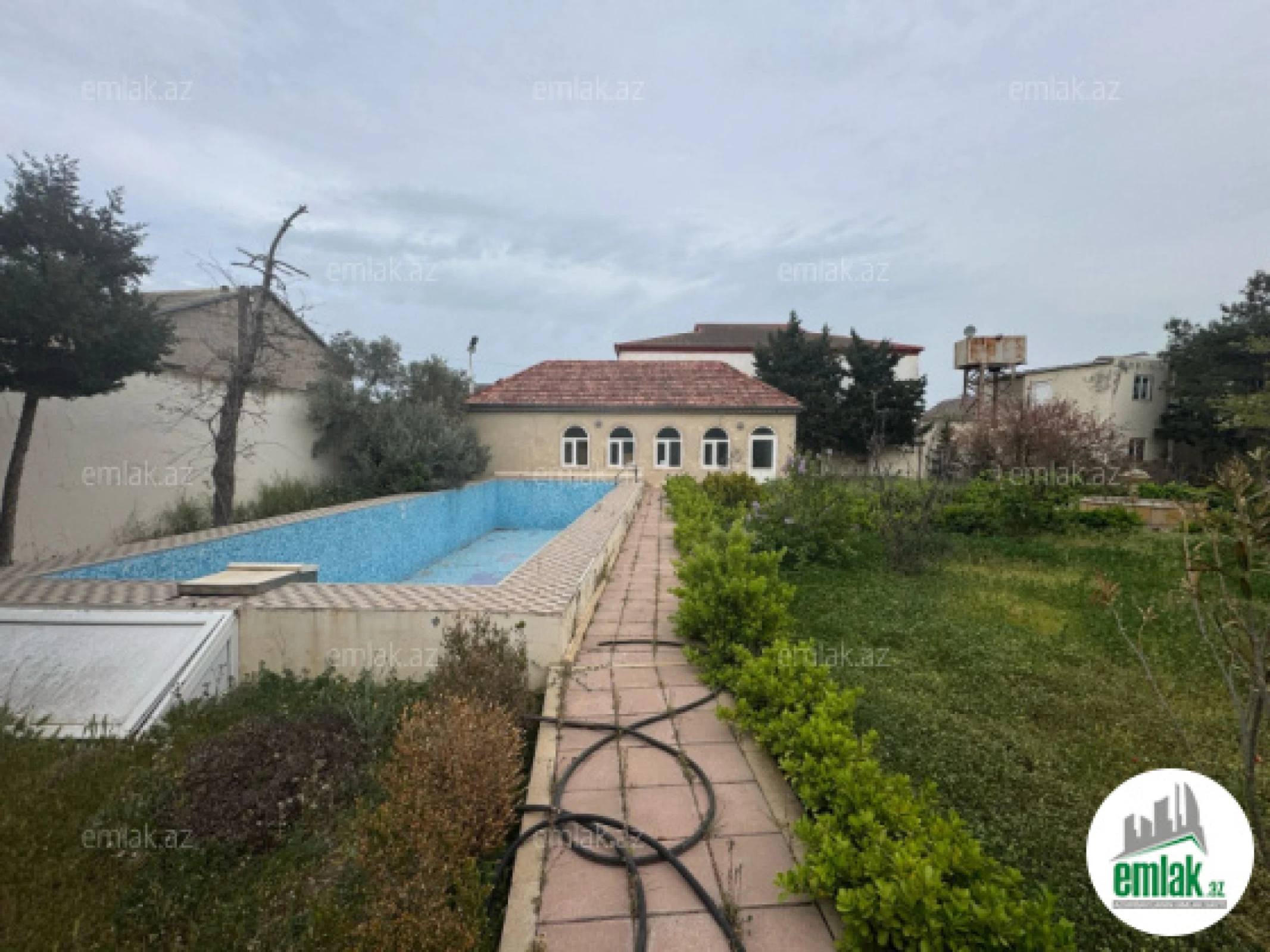 Satılır torpaq sahəsi 20 m²