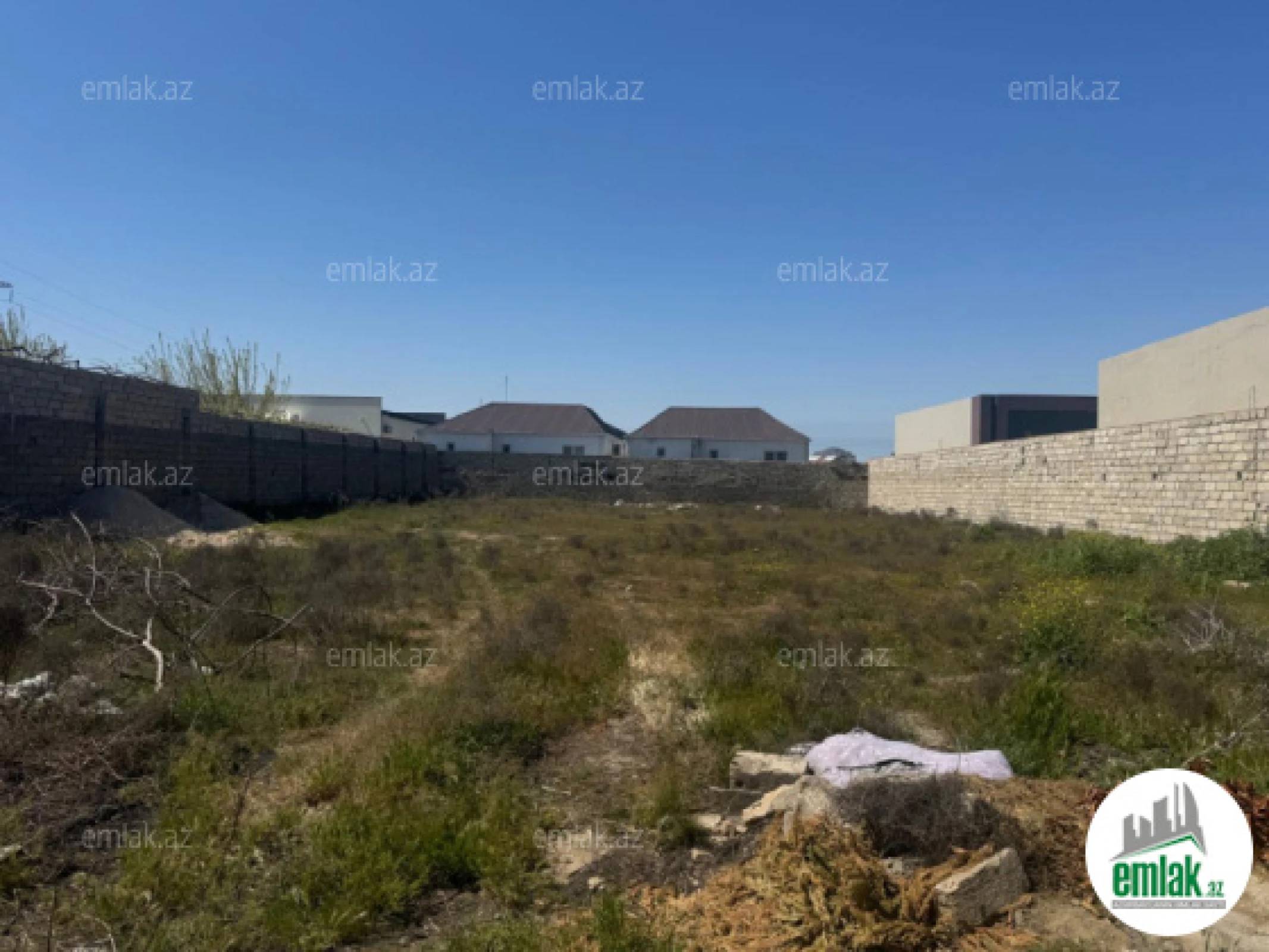 Satılır torpaq sahəsi 12 m²