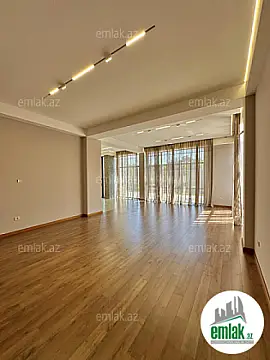 Satılır 5 otaqlı mənzil 500 m²