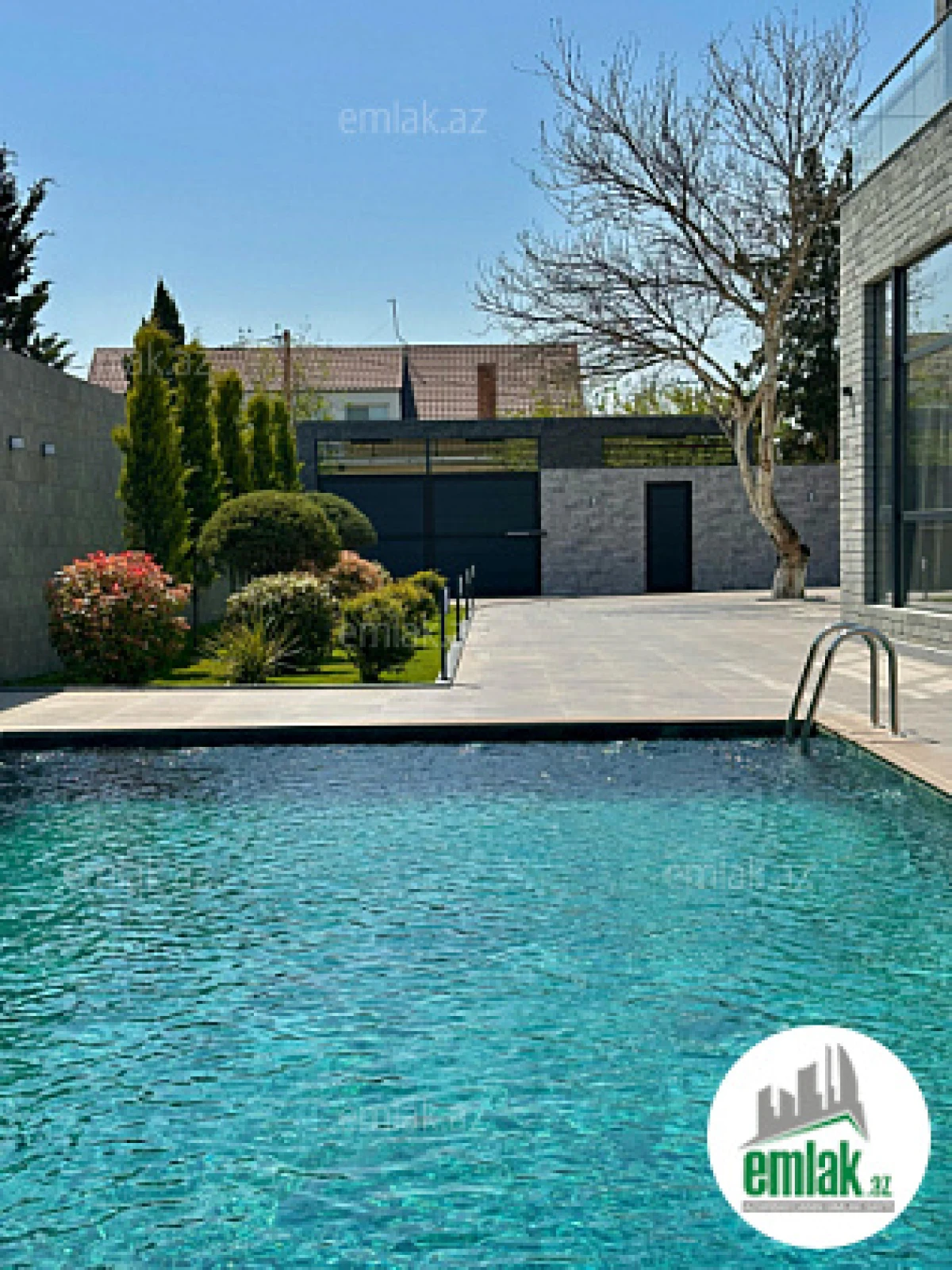 Satılır 5 otaqlı mənzil 500 m²