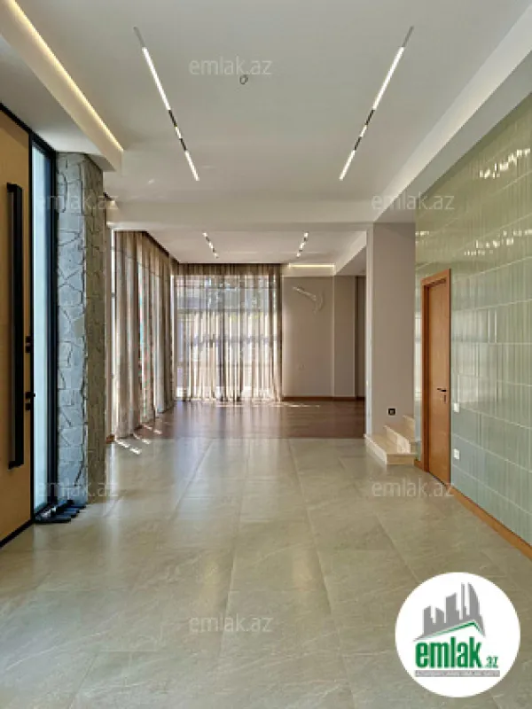 Satılır 5 otaqlı mənzil 500 m²