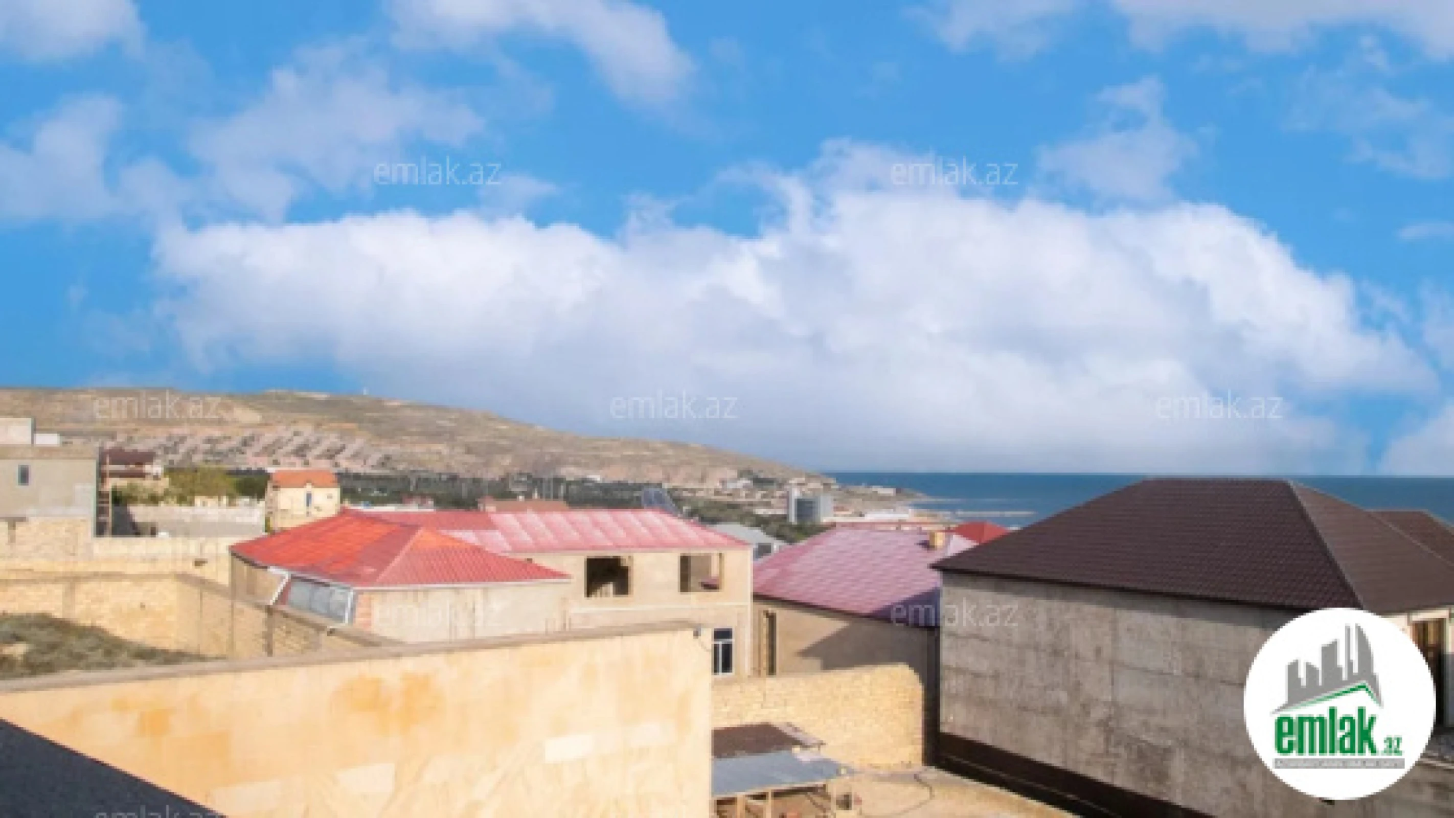 Satılır 7 otaqlı həyət evi 450 m²