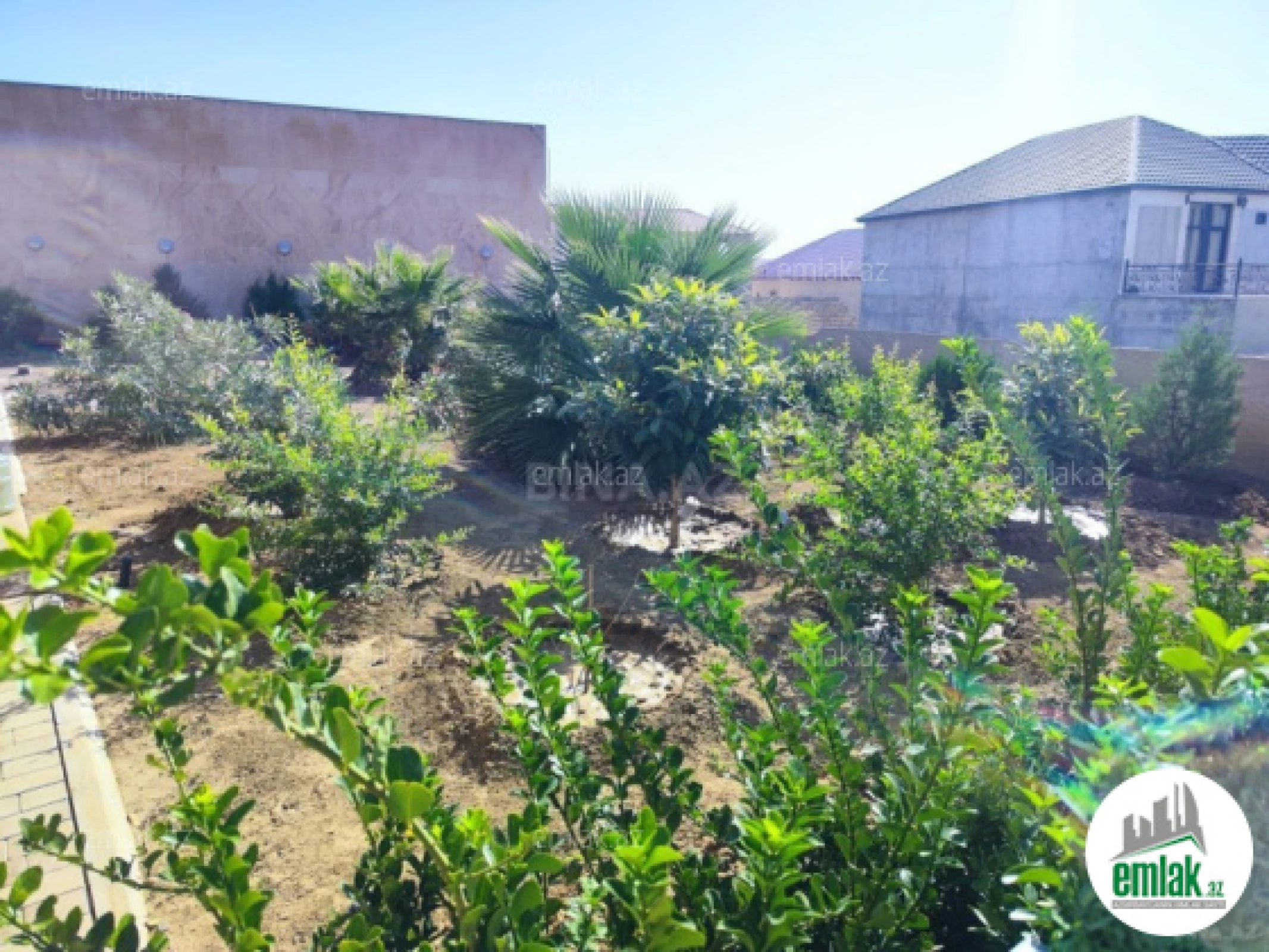 Satılır 7 otaqlı həyət evi 450 m²