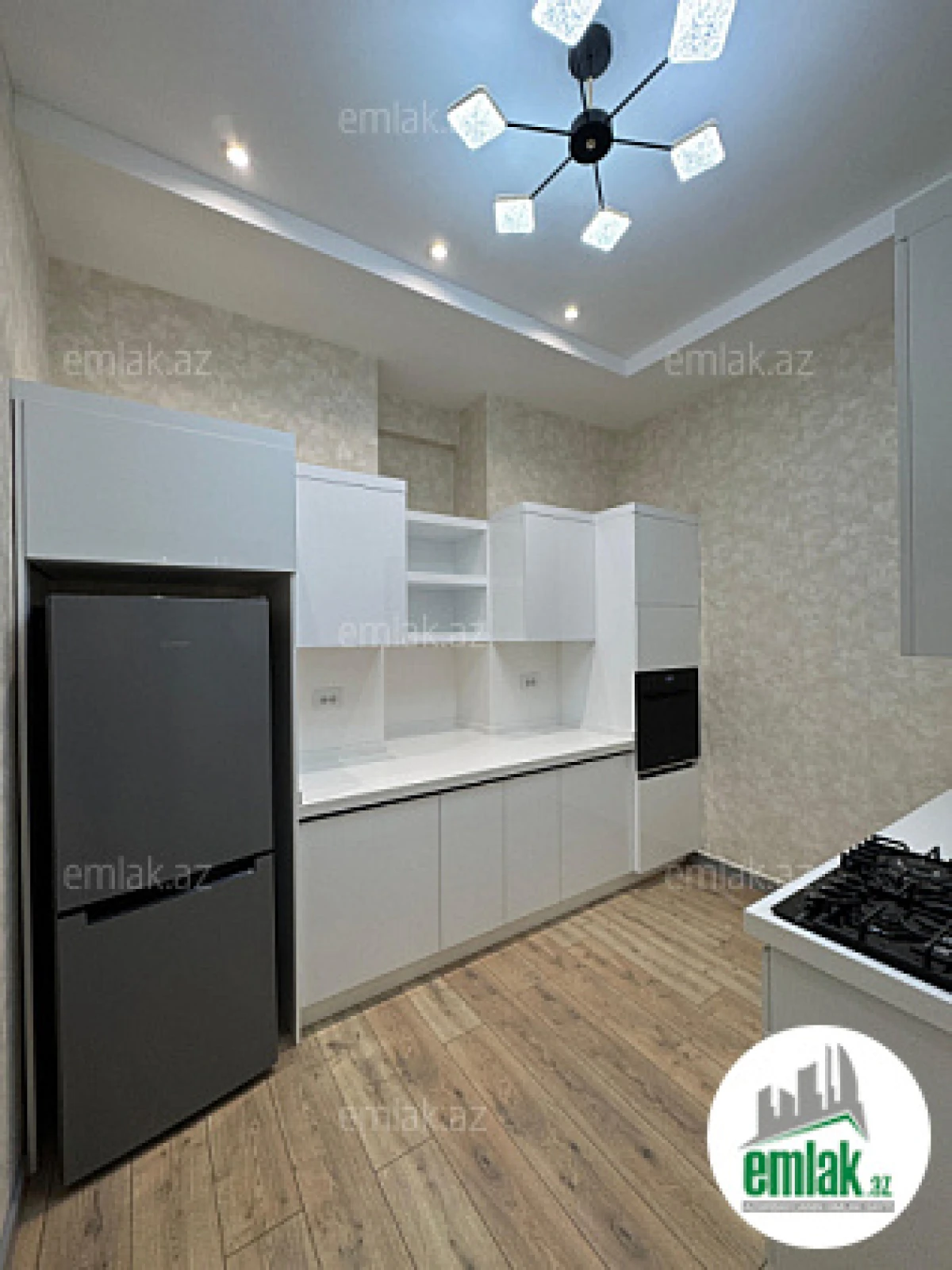 Satılır 2 otaqlı yeni tikili 90 m²