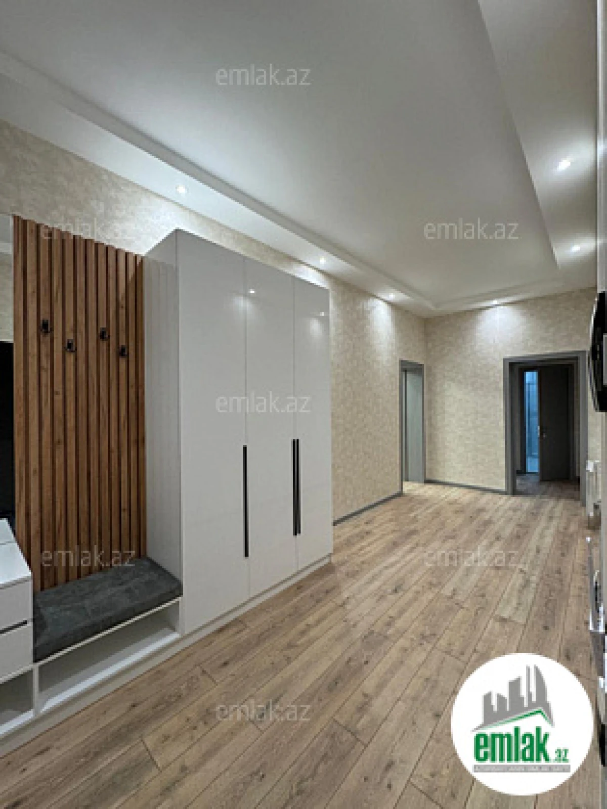 Satılır 2 otaqlı yeni tikili 89 m²