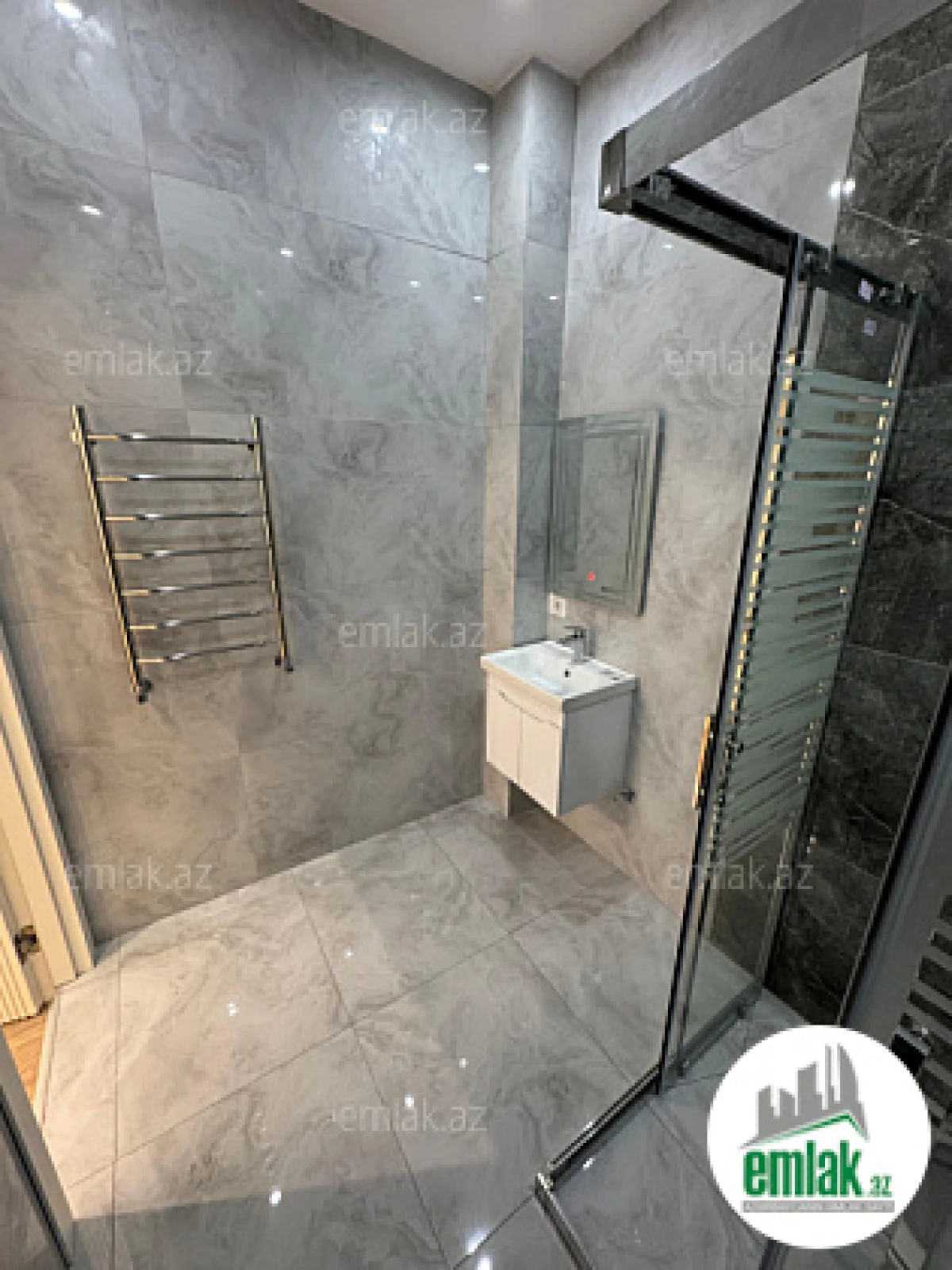 Satılır 2 otaqlı yeni tikili 54.5 m²