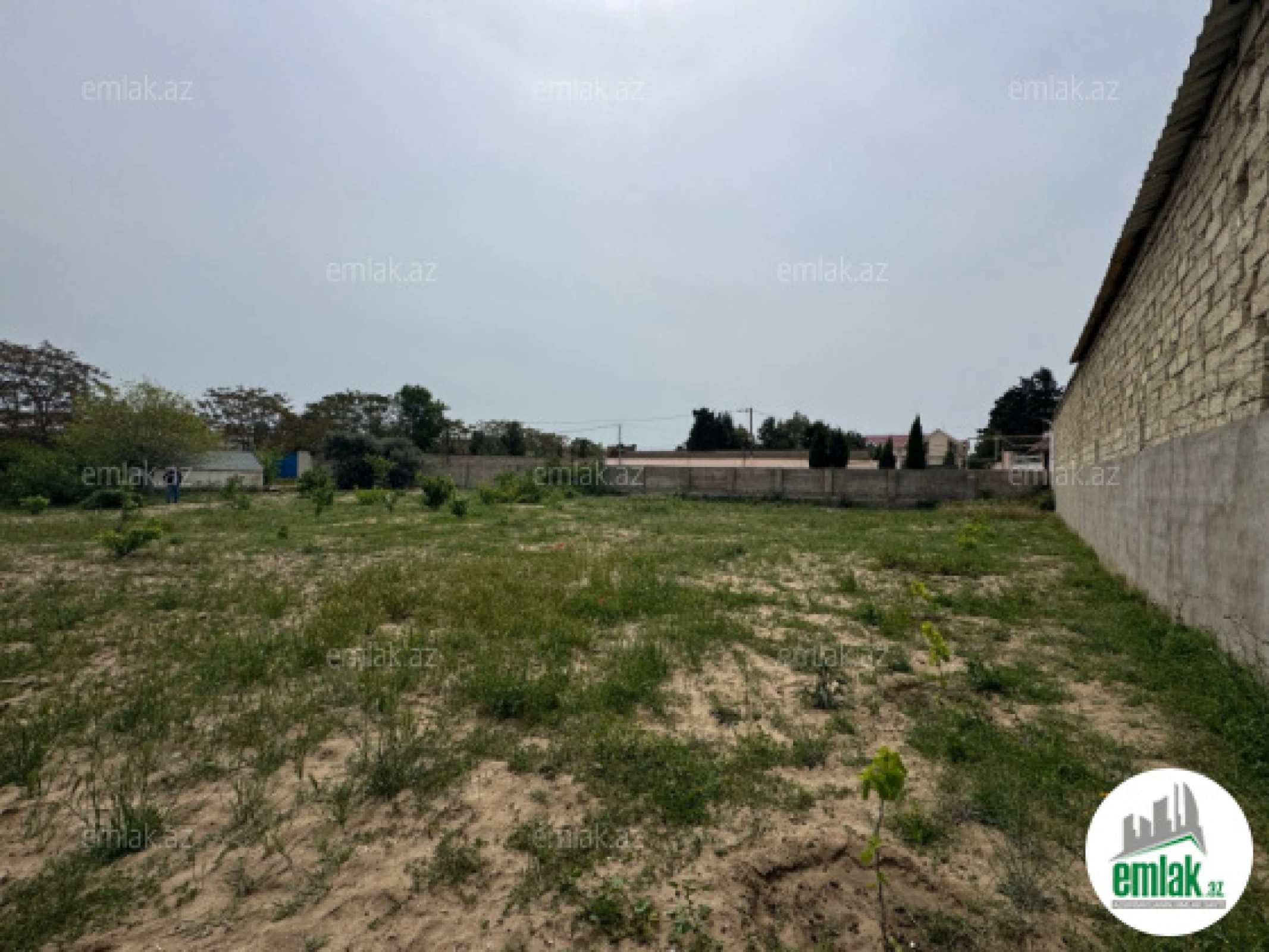 Satılır torpaq sahəsi 12 m²