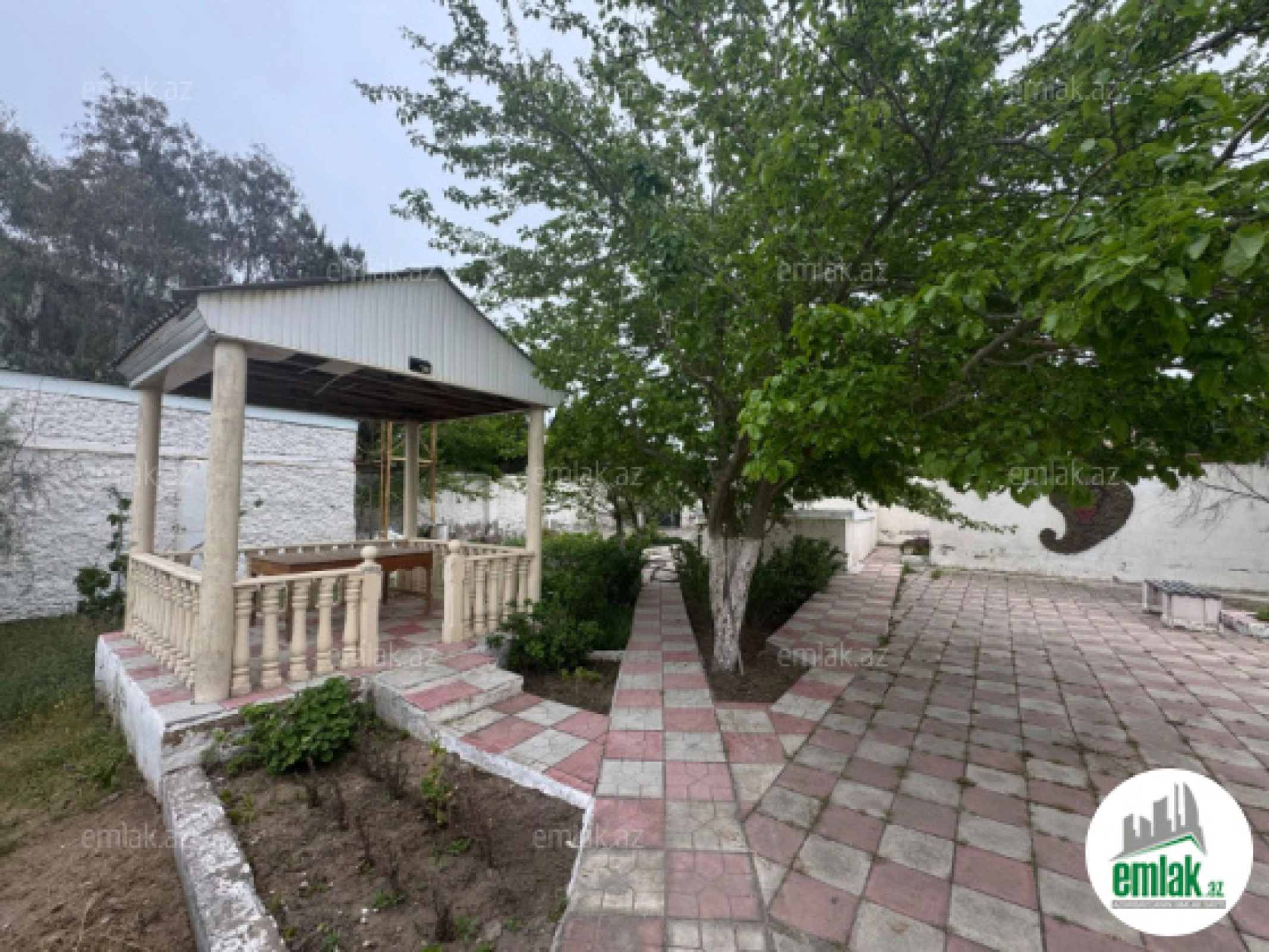 Satılır torpaq sahəsi 12 m²