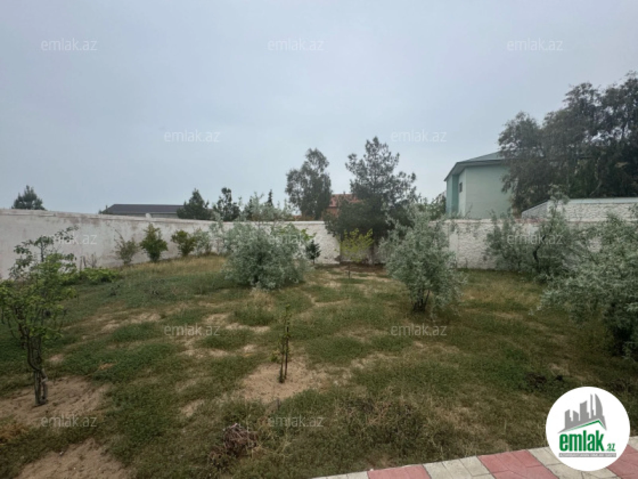 Satılır torpaq sahəsi 12 m²