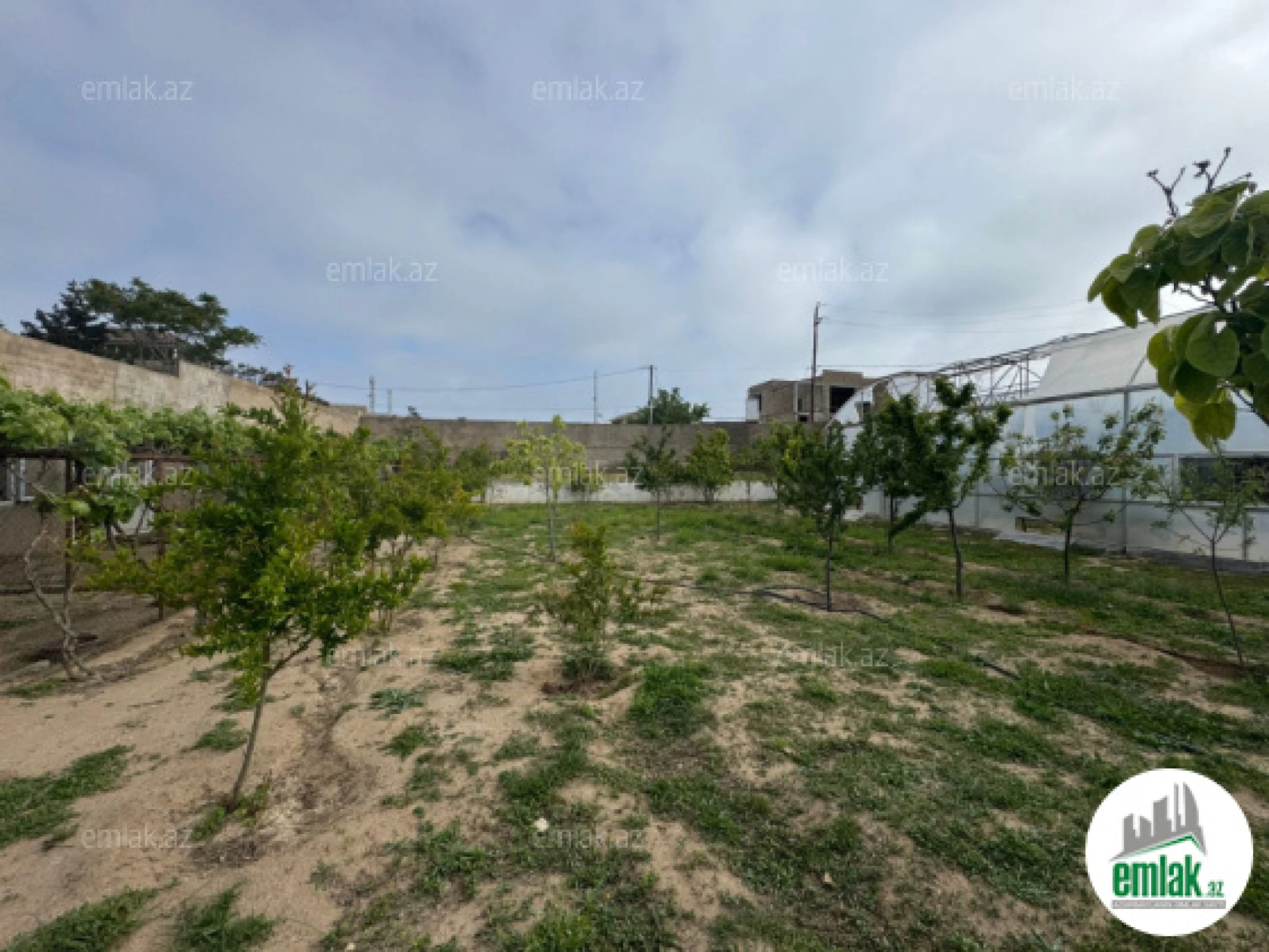 Satılır torpaq sahəsi 13 m²