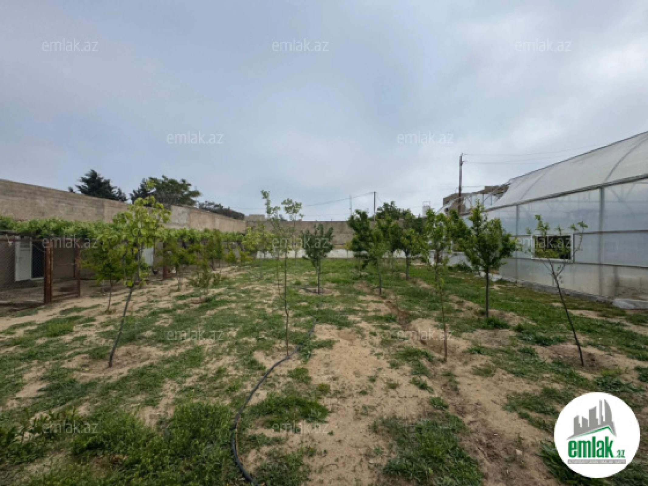 Satılır torpaq sahəsi 13 m²