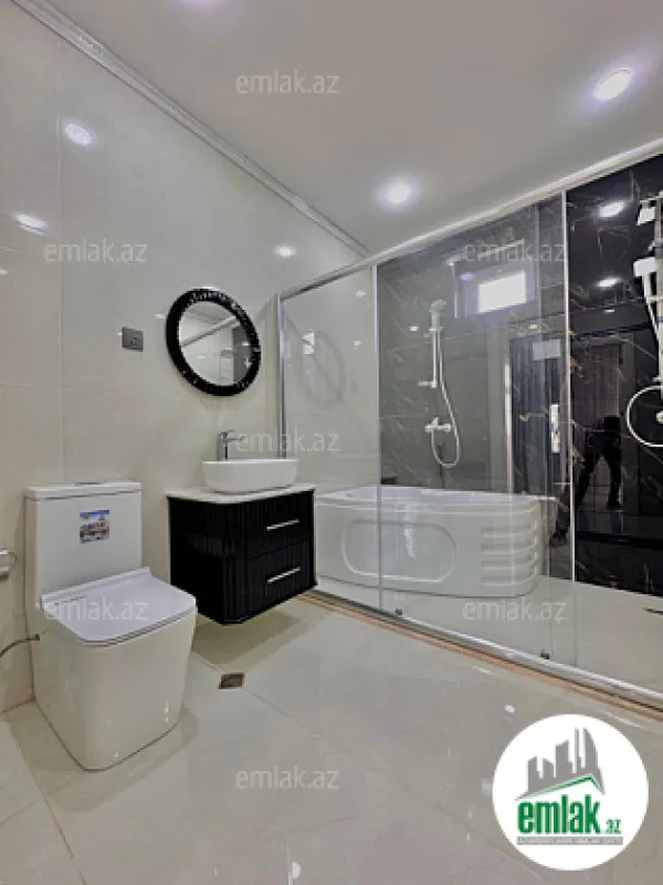 Satılır 5 otaqlı mənzil 300 m²