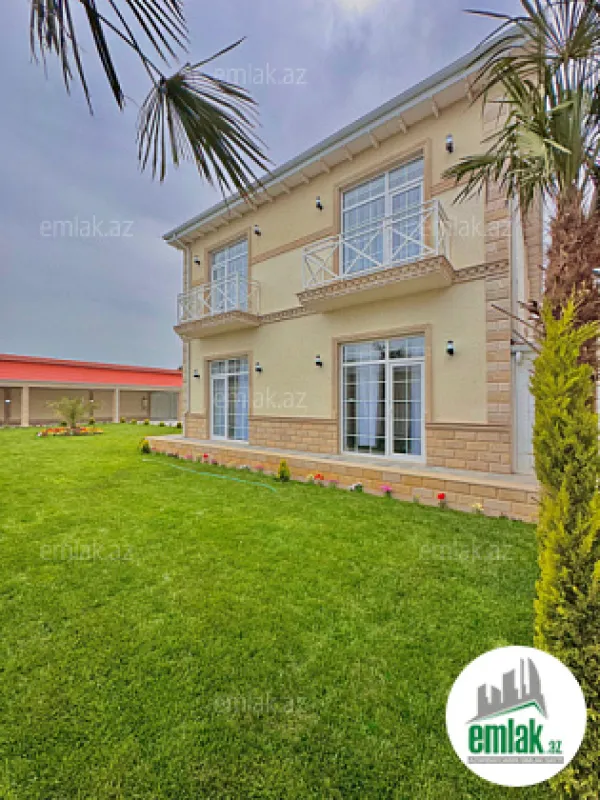 Satılır 5 otaqlı mənzil 300 m²