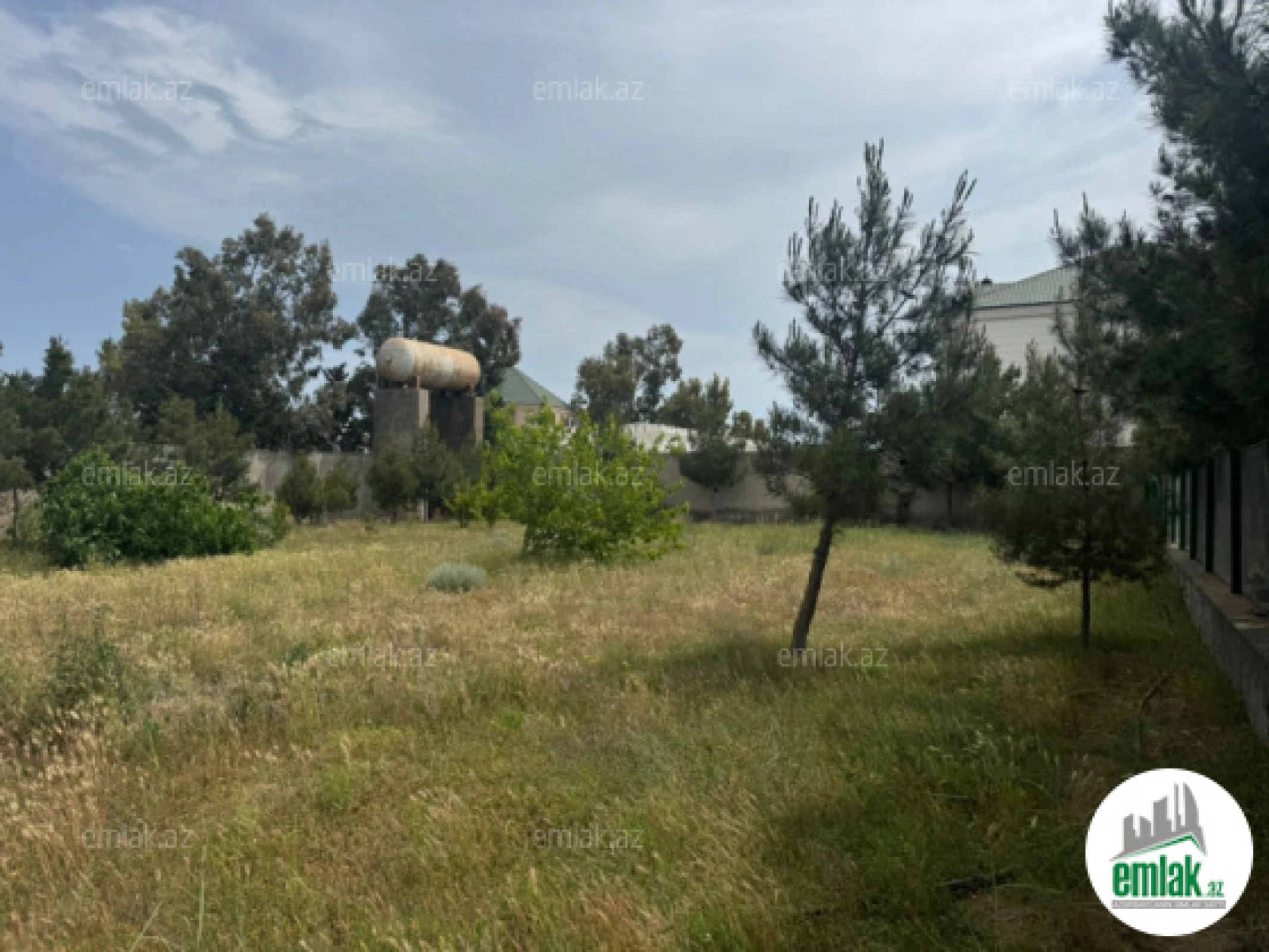 Satılır torpaq sahəsi 12 m²