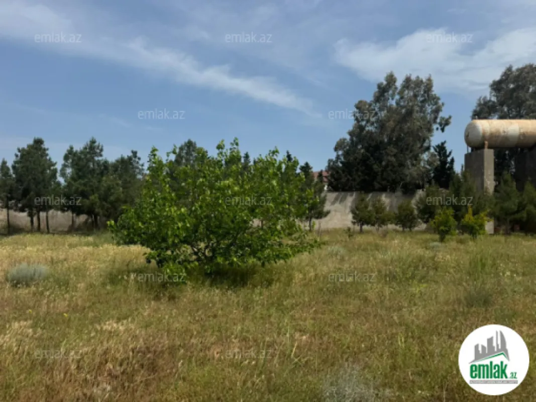 Satılır torpaq sahəsi 12 m²