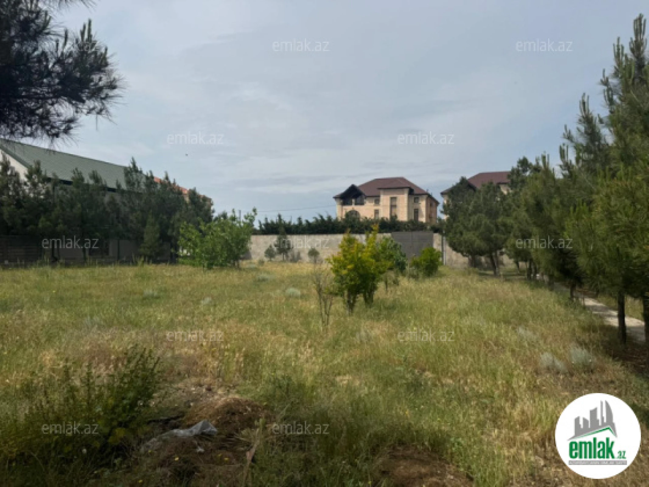 Satılır torpaq sahəsi 12 m²