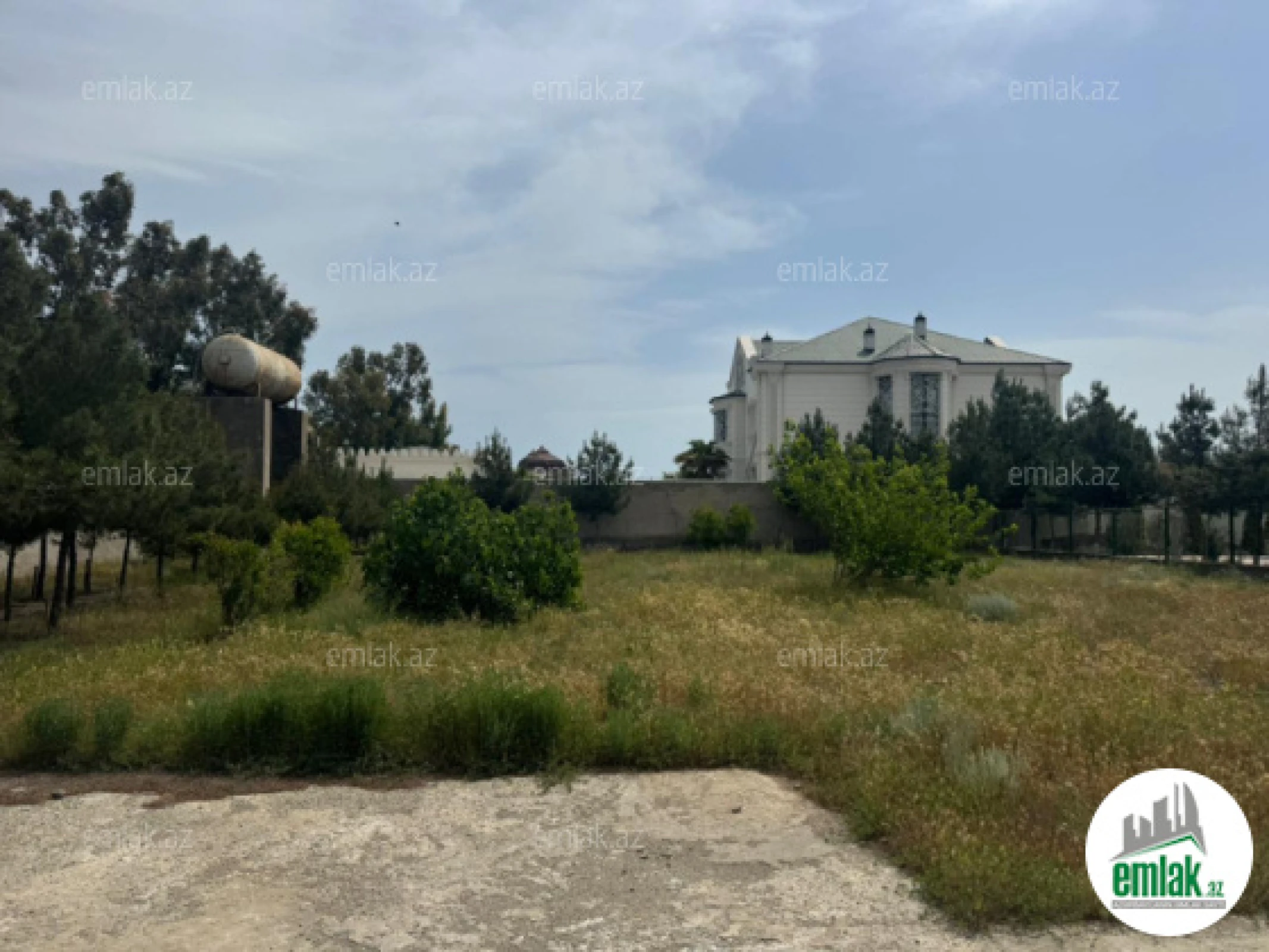 Satılır torpaq sahəsi 12 m²