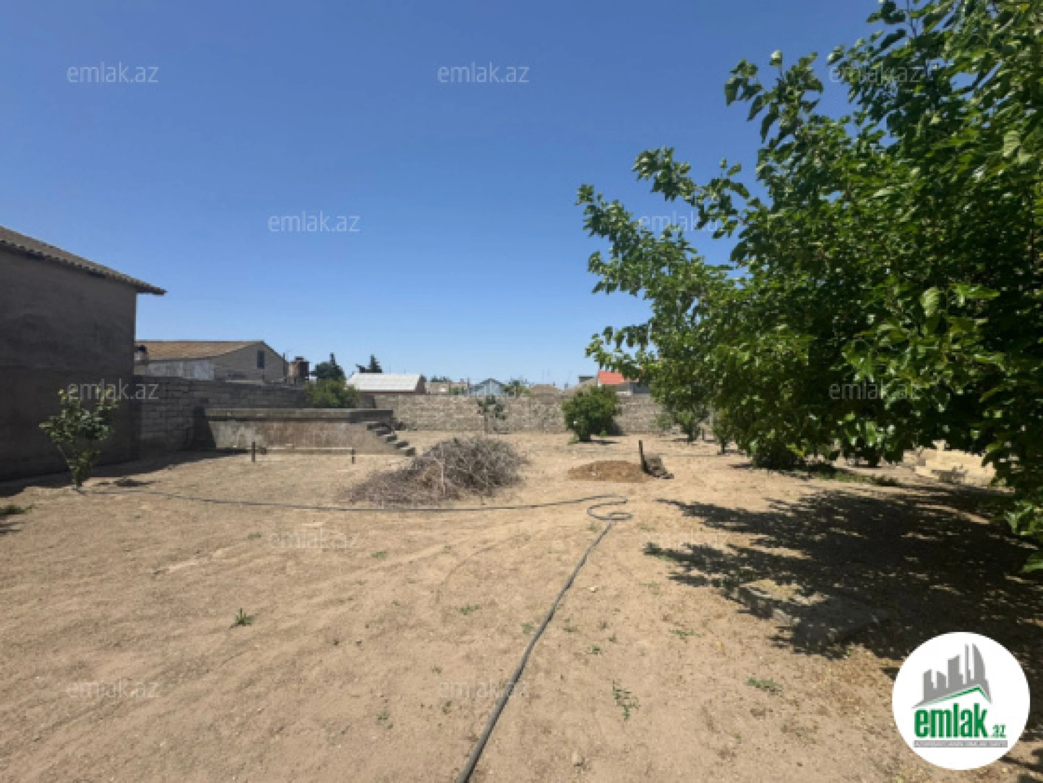 Satılır torpaq sahəsi 14 m²