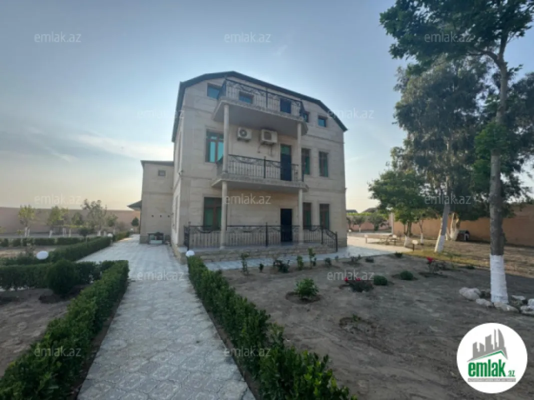 Satılır torpaq sahəsi 30 m²