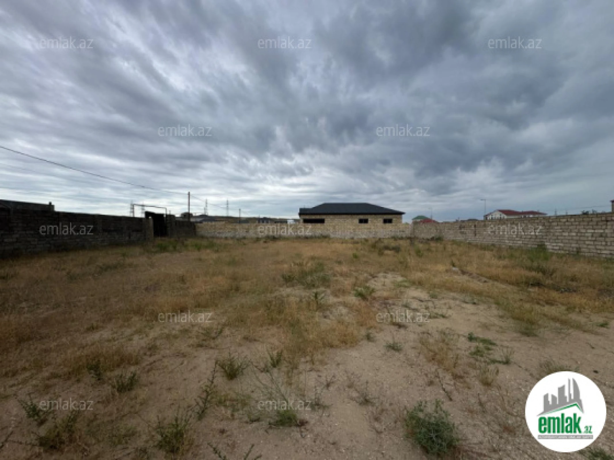 Satılır torpaq sahəsi 8 m²