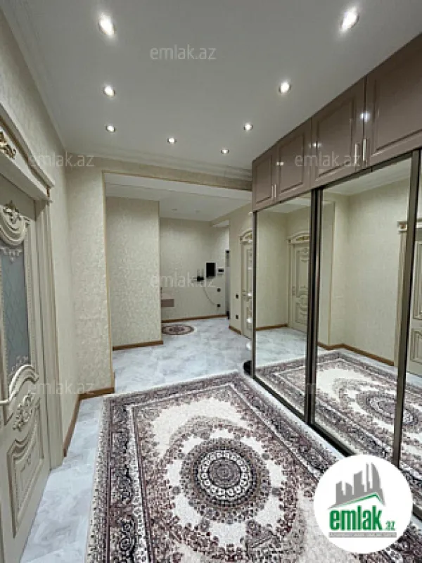 Satılır 3 otaqlı yeni tikili 147 m²