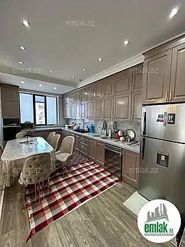 Satılır 3 otaqlı yeni tikili 147 m²