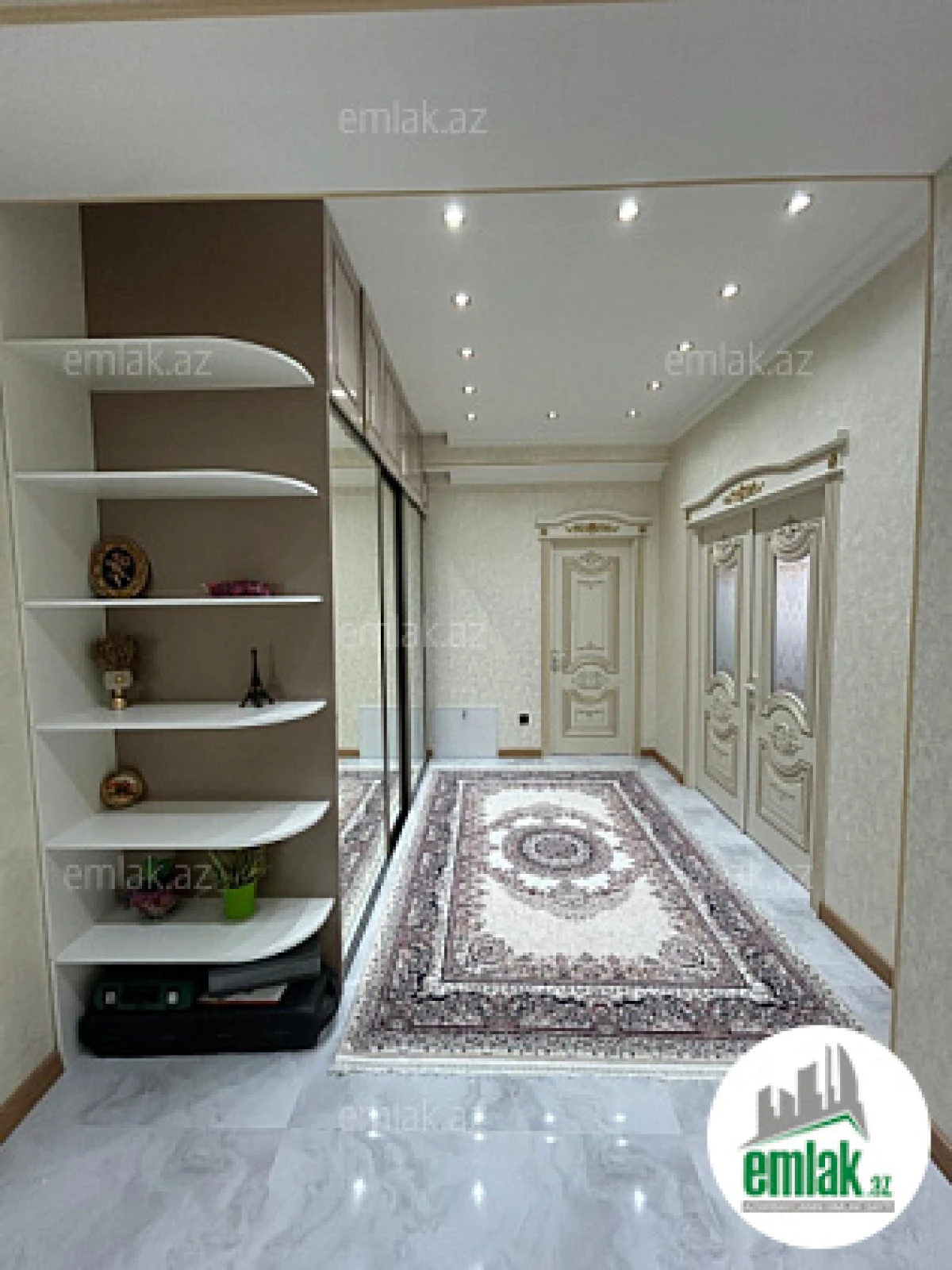 Satılır 3 otaqlı yeni tikili 147 m²