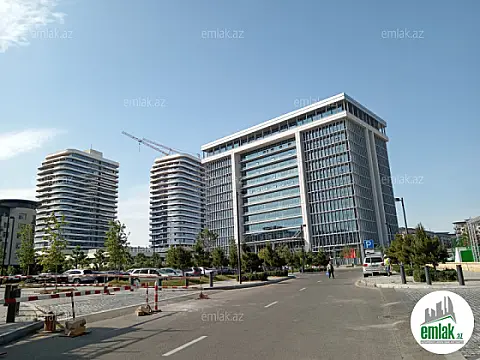 Satılır 2 otaqlı yeni tikili 82 m²