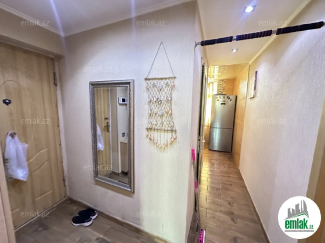 Satılır 3 otaqlı köhnə tikili 70 m²