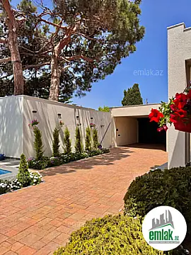 Satılır 4 otaqlı mənzil 170 m²