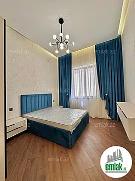 Satılır 4 otaqlı mənzil 170 m²